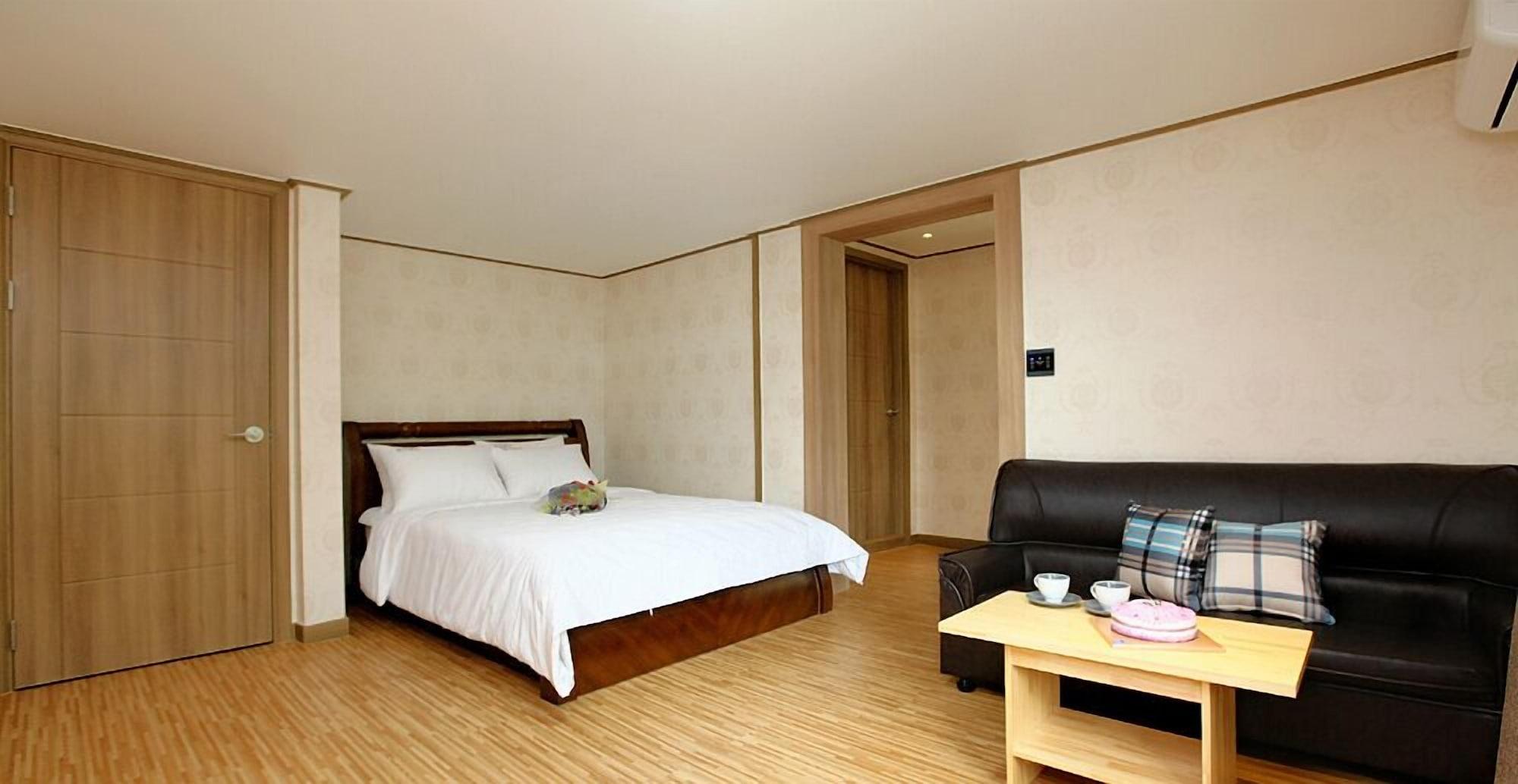 Traum Hotel & Condo Gapyeong Εξωτερικό φωτογραφία
