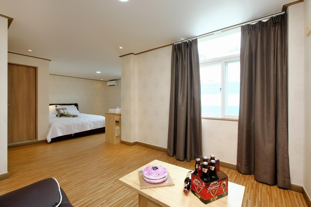 Traum Hotel & Condo Gapyeong Δωμάτιο φωτογραφία